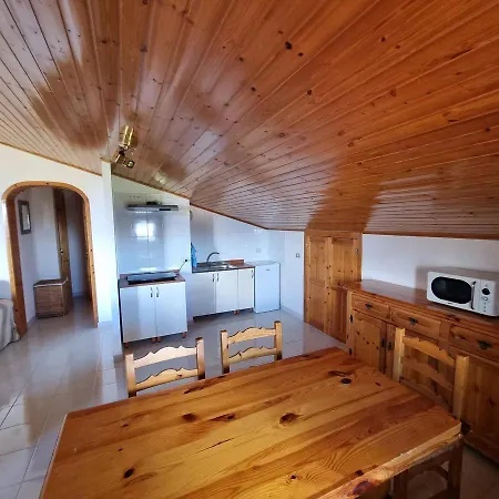 Acanthos Panoramic Terrace Appartement *